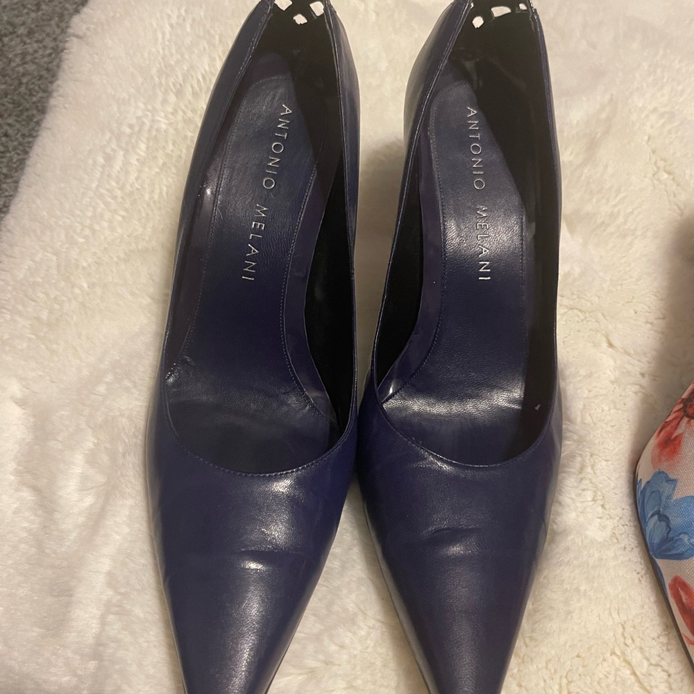 ANTONIO MELANI Navy Heels